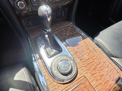 Used 2018 Nissan Armada SL w/ Moonroof Package AWD/4WD image 28