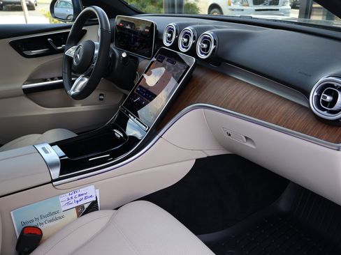 Certified 2025 Mercedes-Benz C 300 Sedan image 28
