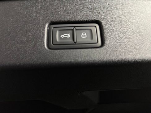 Used 2024 Audi Q4 e-tron Premium Plus AWD/4WD image 29