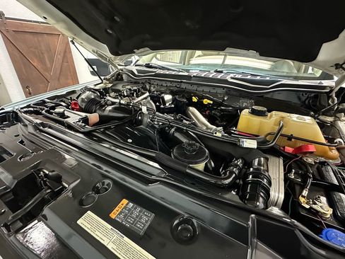 Used 2018 Ford F250 Lariat image 35