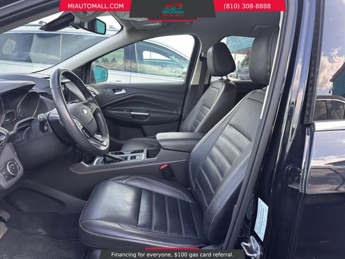 Used 2017 Ford Escape Titanium AWD/4WD image 9