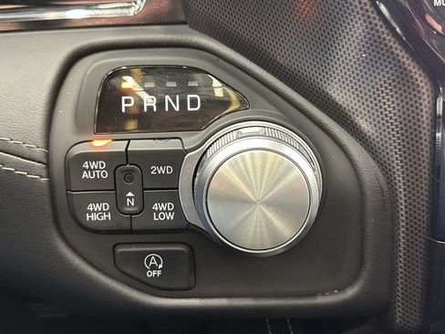 Used 2025 RAM 1500 Limited image 25