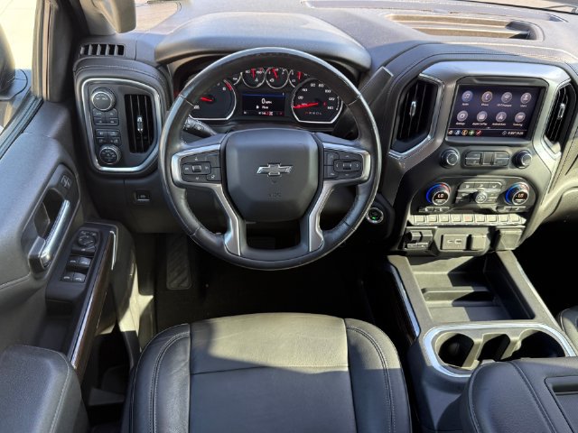 Used 2020 Chevrolet Silverado 1500 LT Trail Boss w/ Midnight Edition AWD/4WD image 25