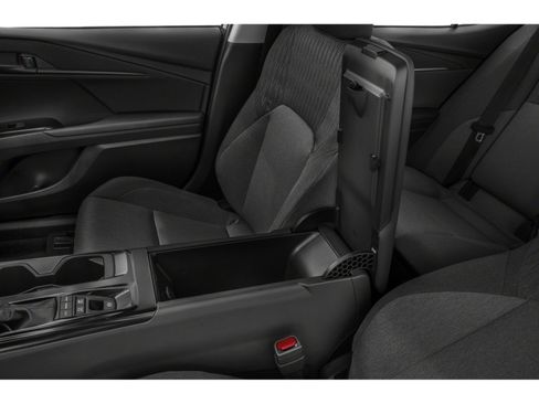 New 2026 Toyota Camry LE AWD/4WD image 13