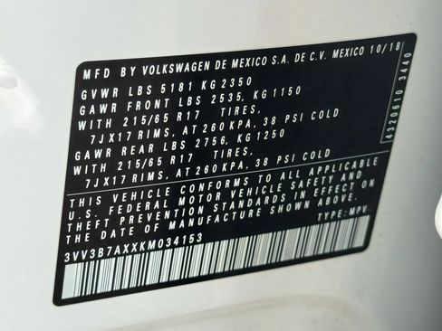 Used 2019 Volkswagen Tiguan SE image 34