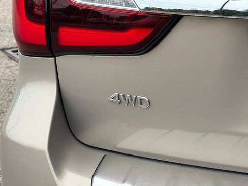 Used 2022 INFINITI QX80 Sensory w/ Cargo Package AWD/4WD image 9