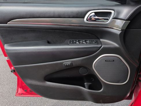 Used 2018 Jeep Grand Cherokee Trackhawk image 23