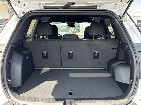 New 2026 GMC Terrain Elevation w/ Black Edition FWD image 10