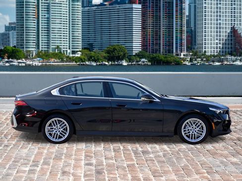 Used 2025 BMW 530i 530i image 14