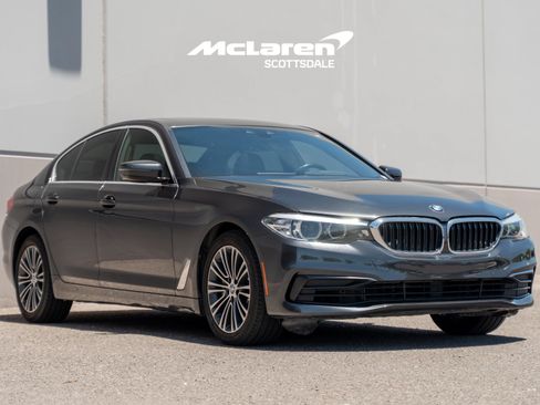 Used 2019 BMW 540i w/ Convenience Package RWD image 9