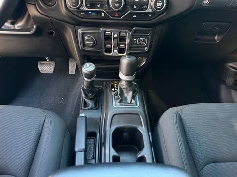 Used 2023 Jeep Wrangler Unlimited w/ Cold Weather Group AWD/4WD image 11