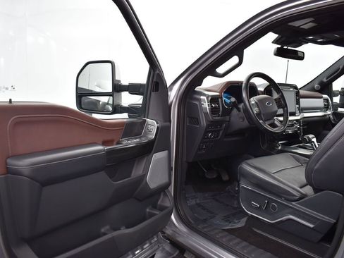 Used 2021 Ford F150 Lariat w/ Equipment Group 502A High image 8