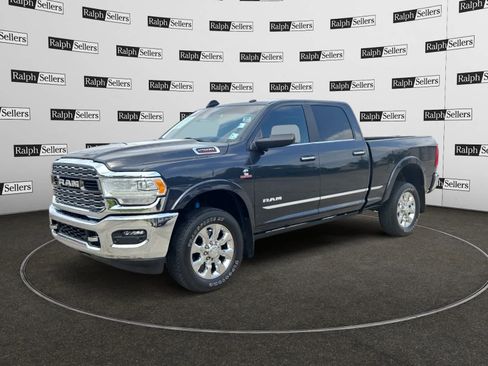 Used 2021 RAM 2500 Limited AWD/4WD image 2