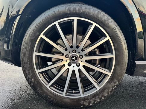 Used 2023 Mercedes-Benz GLS 580 4MATIC image 22