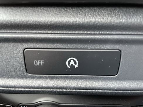 New 2025 Ford F150 XLT w/ Equipment Group 302A MID image 24