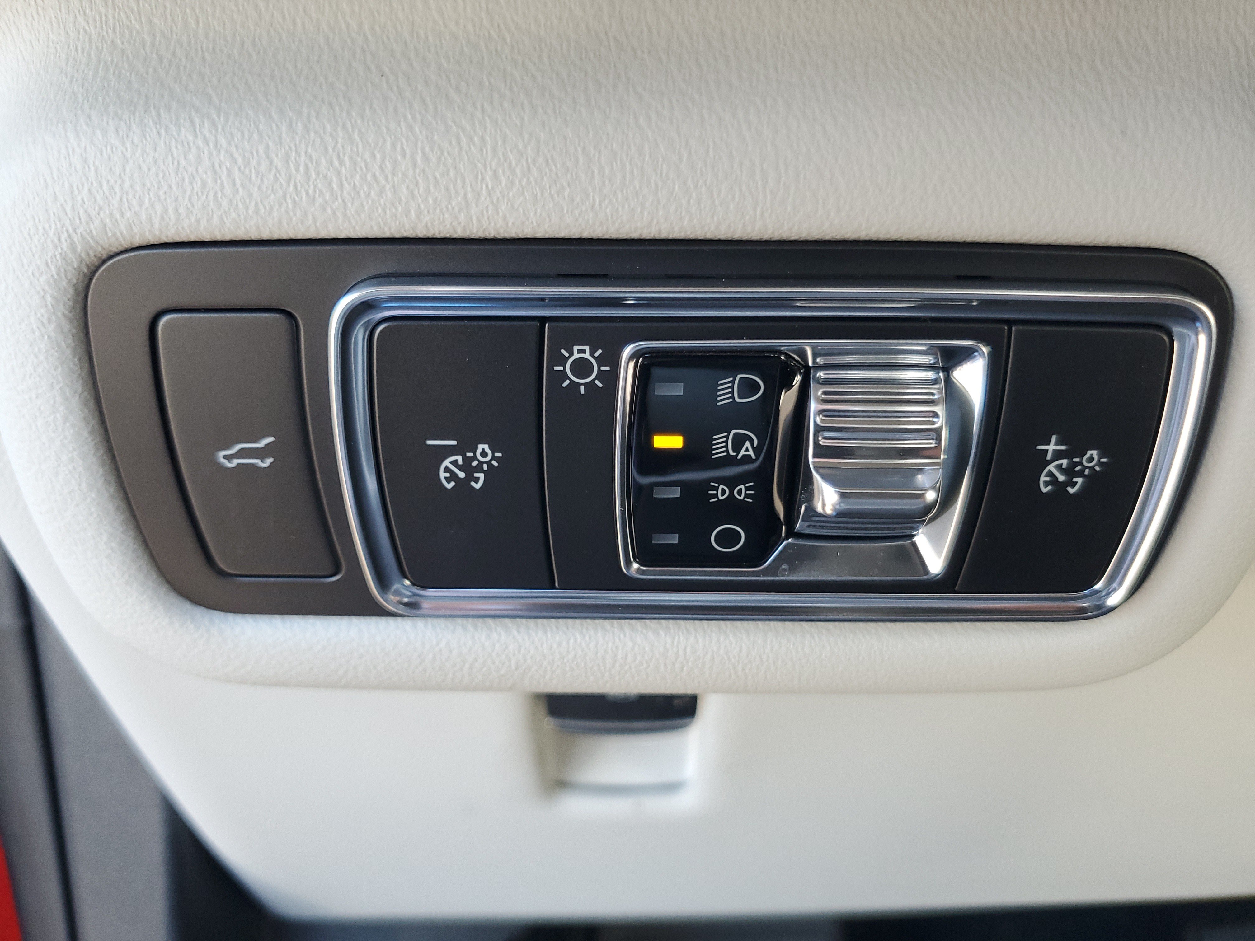 New 2026 Lincoln Nautilus Premier AWD/4WD image 13