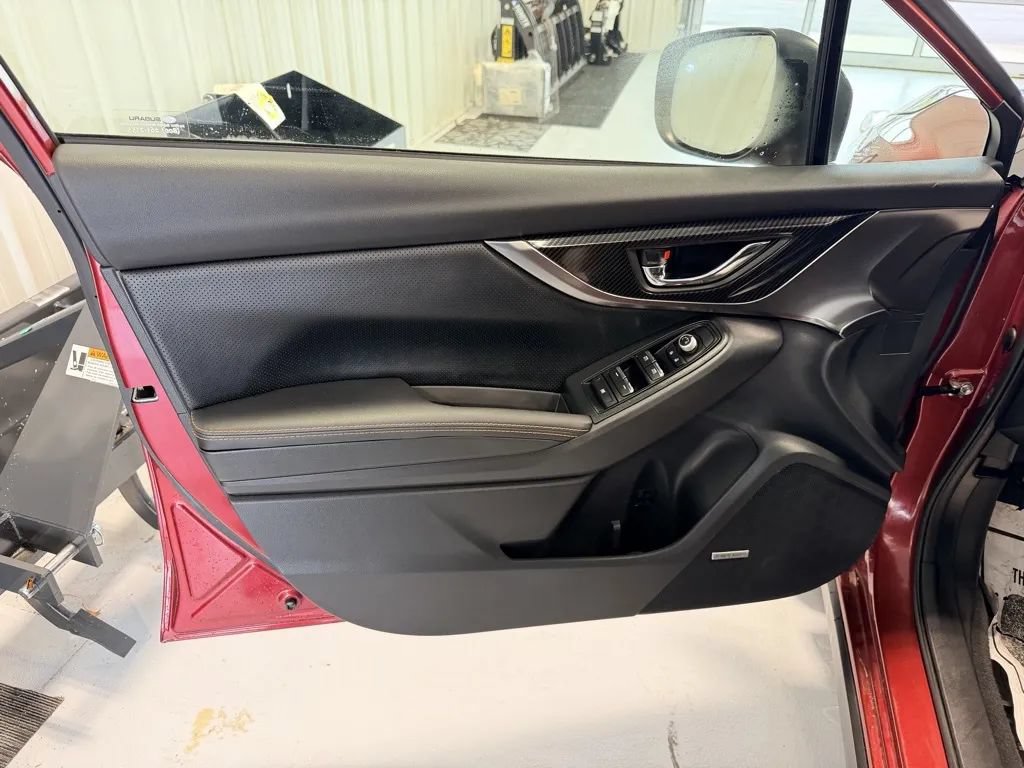 Used 2019 Subaru Crosstrek 2.0i Limited w/ Moonroof Package w/Navigation AWD/4WD image 34