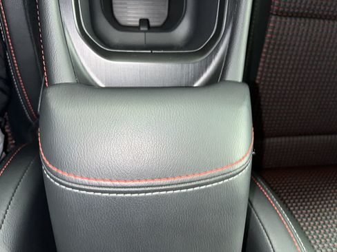 Used 2026 Nissan Kicks SR FWD image 22