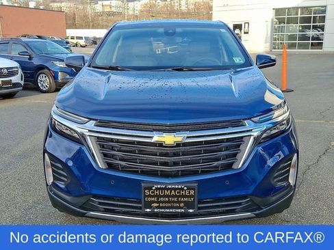 Used 2023 Chevrolet Equinox LT image 2