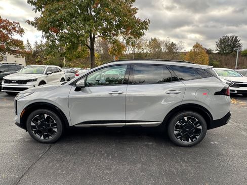 New 2026 Kia Sportage SX image 8