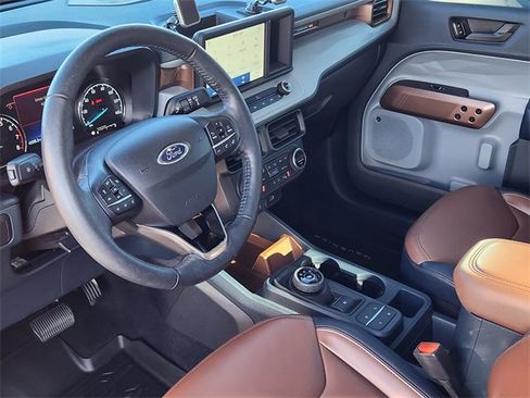 Used 2022 Ford Maverick Lariat w/ Lariat Luxury Package image 21