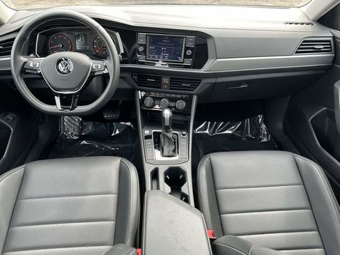 Certified 2021 Volkswagen Jetta SE w/ SE Cold Weather Package image 14