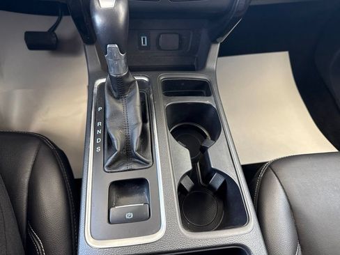 Used 2017 Ford Escape Titanium AWD/4WD image 26