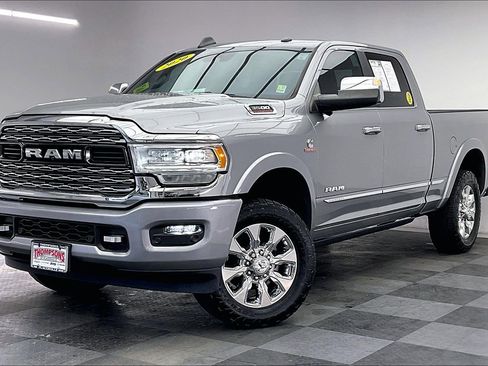 Used 2020 RAM 3500 Limited image 12