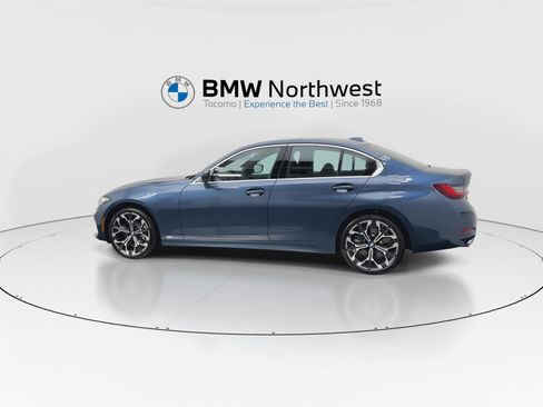 New 2026 BMW 330i xDrive Sedan w/ Premium Package image 11