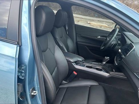 Used 2023 Cadillac CT4 Sport w/ Technology Package image 7