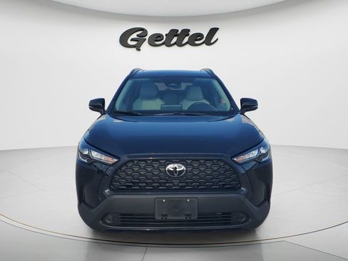 Certified 2023 Toyota Corolla Cross LE w/ Moonroof Package AWD/4WD image 8
