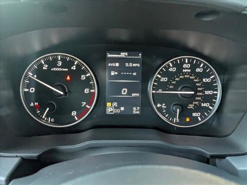 Used 2025 Subaru Crosstrek 2.0i Premium image 11