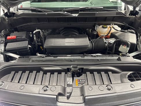 Used 2023 Chevrolet Silverado 1500 LTZ AWD/4WD image 19