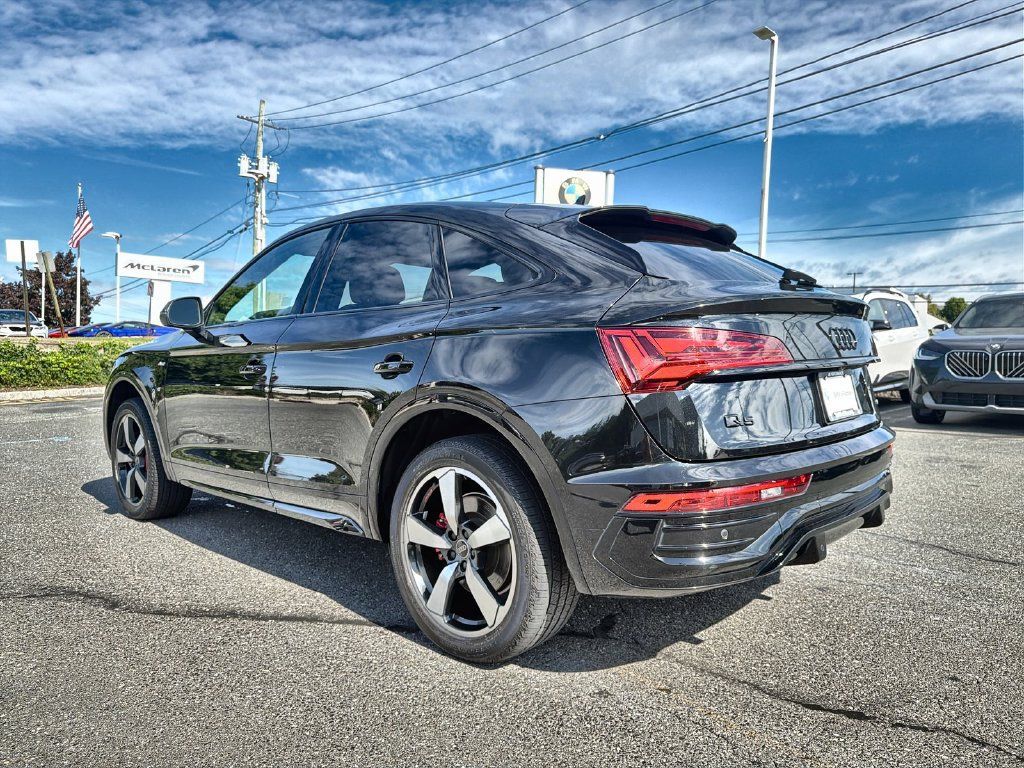 Used 2024 Audi Q5 2.0T Premium Plus w/ Premium Plus Package AWD/4WD image 12