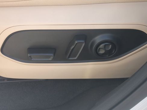 New 2026 Jeep Grand Cherokee L Limited RWD image 21