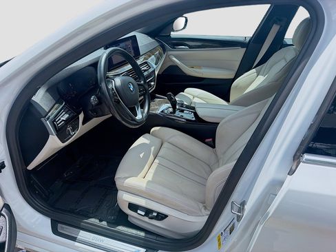 Used 2021 BMW 530i w/ Premium Package RWD image 20