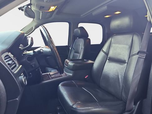 Used 2013 GMC Yukon Denali AWD/4WD image 19