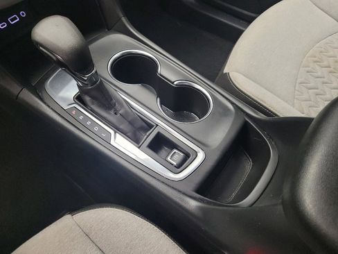 Used 2024 Chevrolet Equinox LS FWD image 26