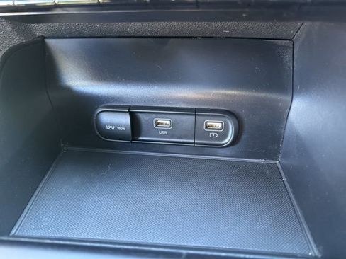 Used 2023 Kia K5 GT-Line image 34