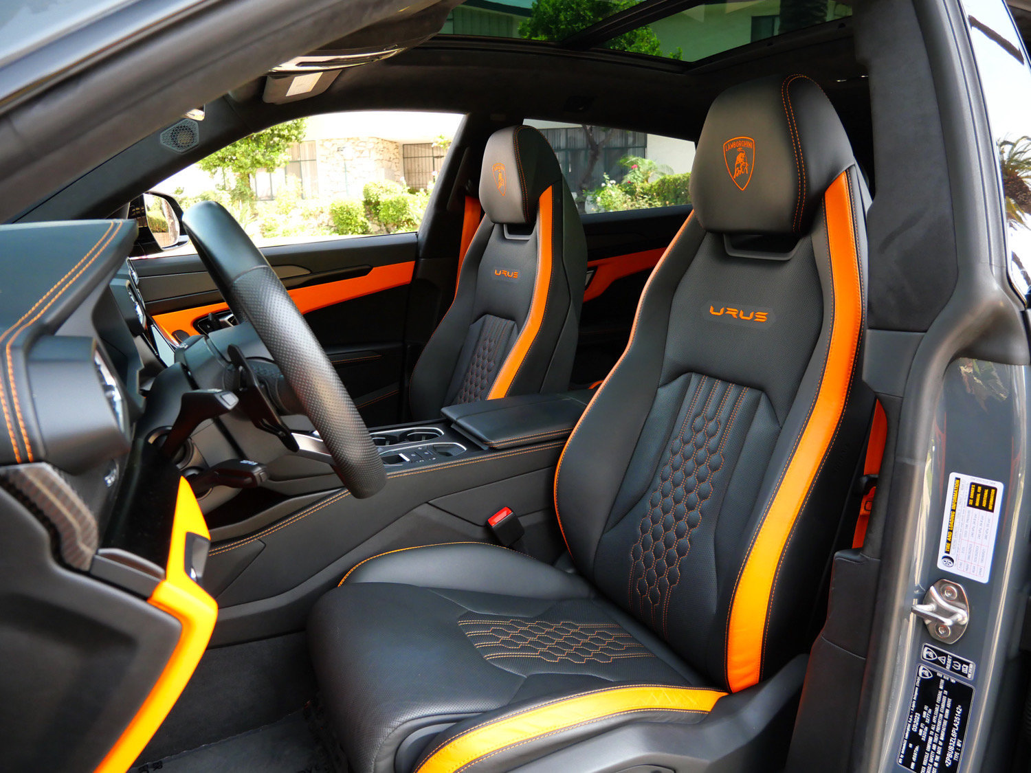 Used 2023 Lamborghini Urus S AWD/4WD image 16