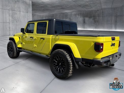 Certified 2024 Jeep Gladiator Sport image 4