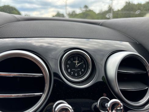 Used 2014 Bentley Flying Spur W12 image 20