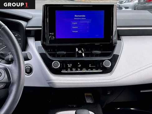 Used 2024 Toyota Corolla SE w/ SE Premium Package image 7