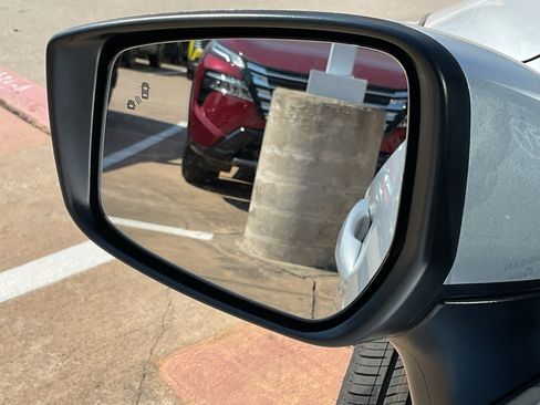 New 2025 Nissan Versa SV w/ Trunk Package image 10