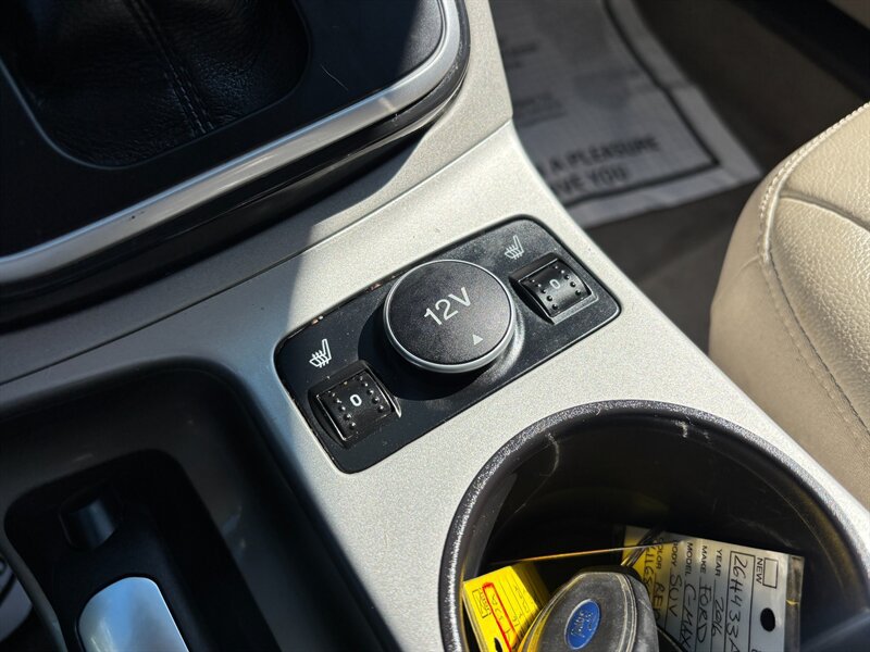 Used 2016 Ford C-MAX SEL w/ Equipment Group 302A FWD image 14