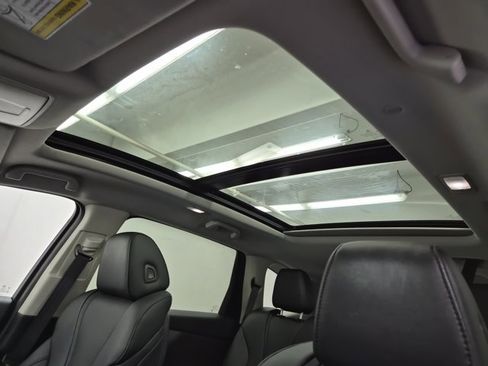 Used 2024 Acura MDX SH-AWD image 23