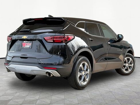 Used 2024 Chevrolet Blazer LT w/ Driver Confidence Package FWD image 6