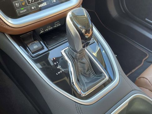 Certified 2025 Subaru Outback Touring XT w/ Tech Package 2 image 25