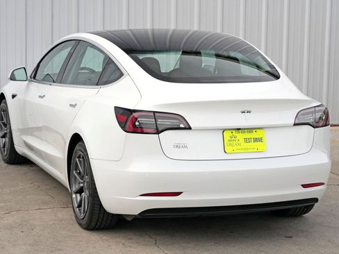 Used 2020 Tesla Model 3 Standard Range Plus image 52