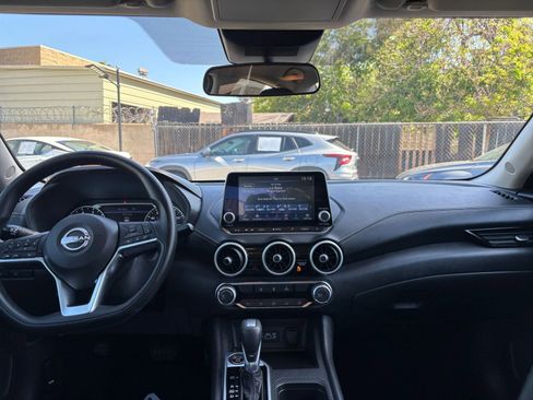 Used 2025 Nissan Sentra SV FWD image 32